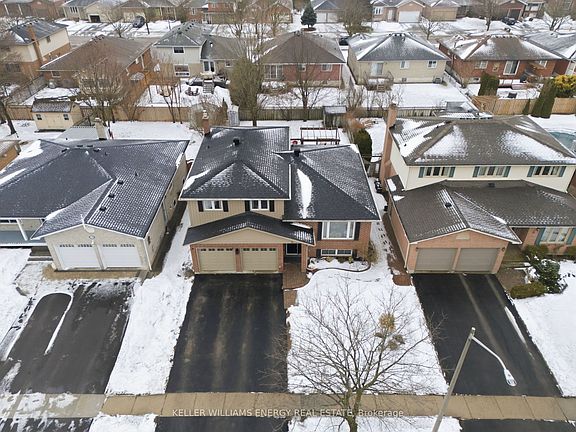 2nd image of 11 Ridgeview Dr