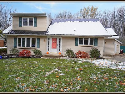 6302 Webster Rd, Orchard Park, NY, 14127