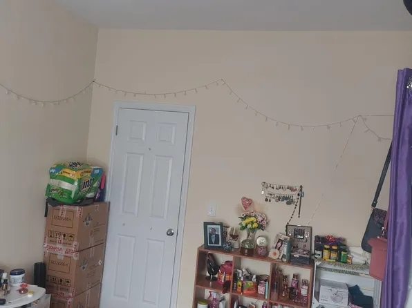 4704 Grand Avenue image 9 of 14