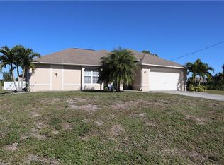 2223 SW 2nd Ln, Cape Coral, FL 33991
