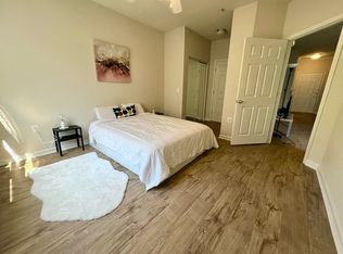 806 Gallop Hill Rd APT T2, Gaithersburg, MD 20879