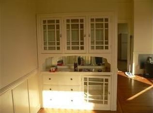 852 Pine St, Oakland, CA 94607