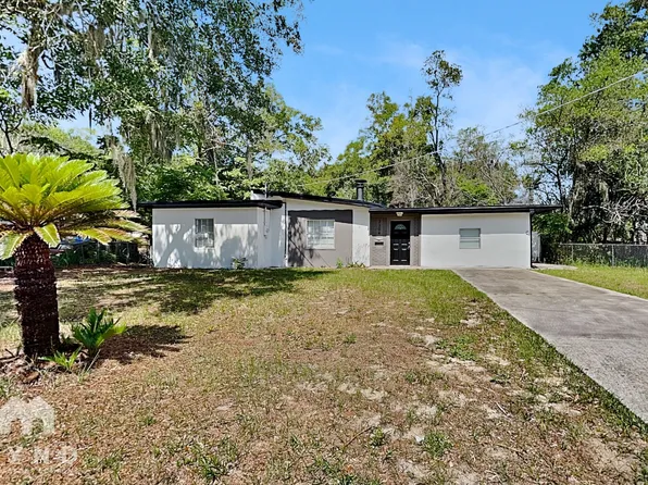 3340 Peach Dr, Jacksonville, FL 32246
