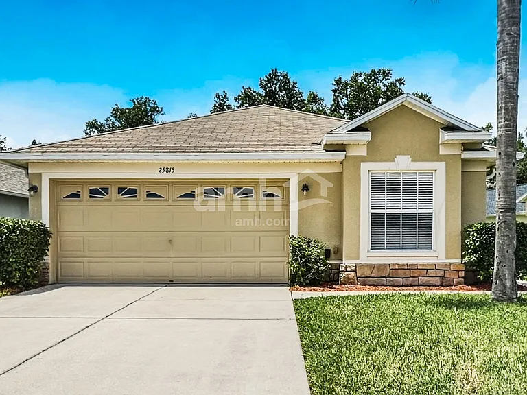 25815 Crippen Dr — Photo 1