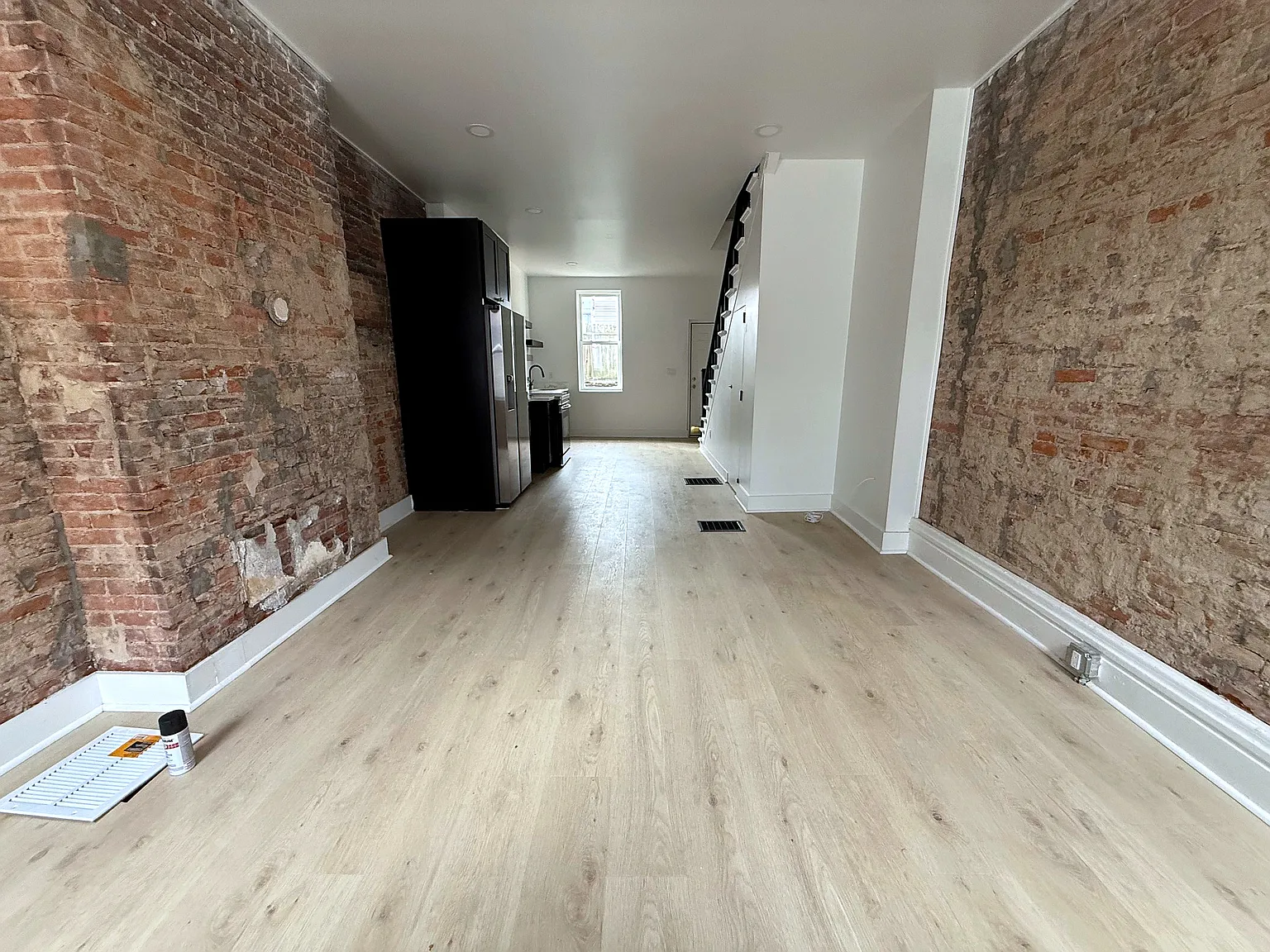 845 Tripoli St — Photo 2