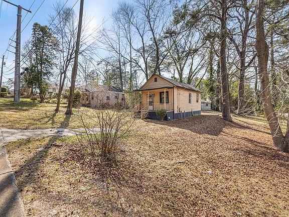 4th image of 481 Boy Scout Road