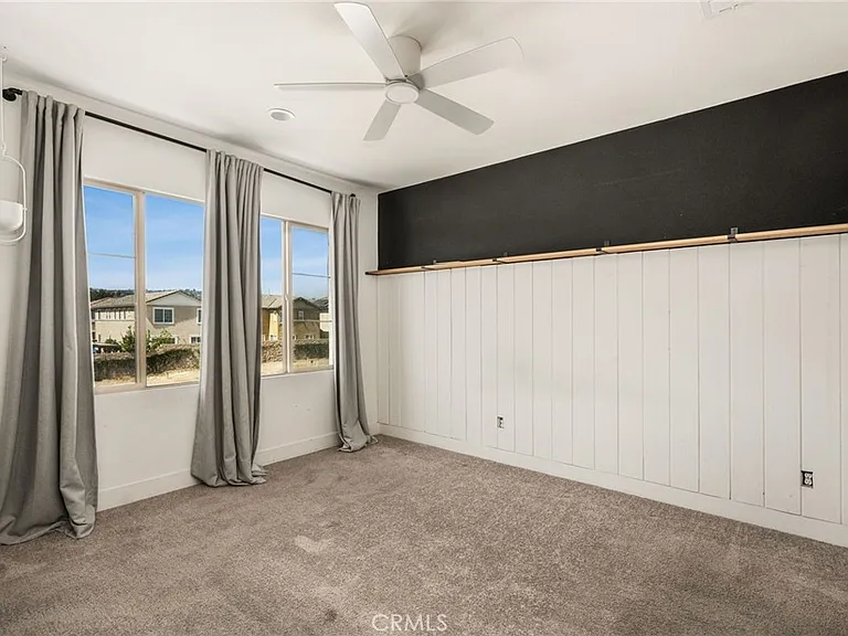 123 E Knox Dr — Photo 42