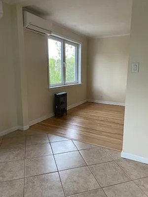 Rented by Capri Jet Realty Corp | media 25