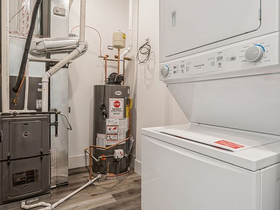 Laundry in Unit