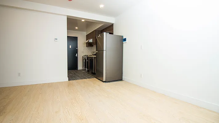 Rented by Oxford Property Group | media 18