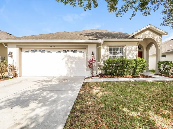 3832 Washburn Pl, Wesley Chapel, FL 33543