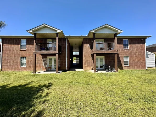 Two Bedroom Pet Friendly Apartment For Rent Near Post!, 205 Cranklen Cir APT G, Clarksville, TN 37042