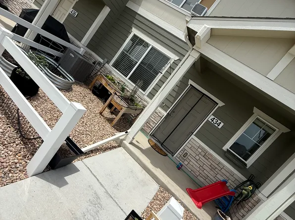 434 Mountain Bluebird Dr, Johnstown, CO 80534