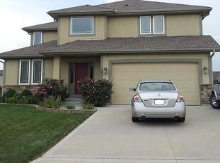 701 SW 33rd St, Lees Summit, MO 64082