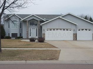 3705 22nd St S, Fargo, ND 58104