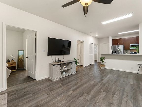 3rd image of 121 Hoowaiwai Loop APT 803