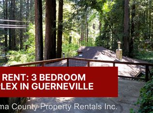 17440 Guernewood Ln #A, Guerneville, CA 95446