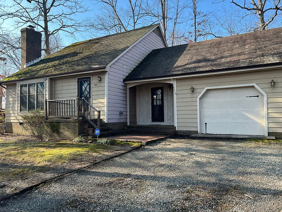 300 Pleasants Dr