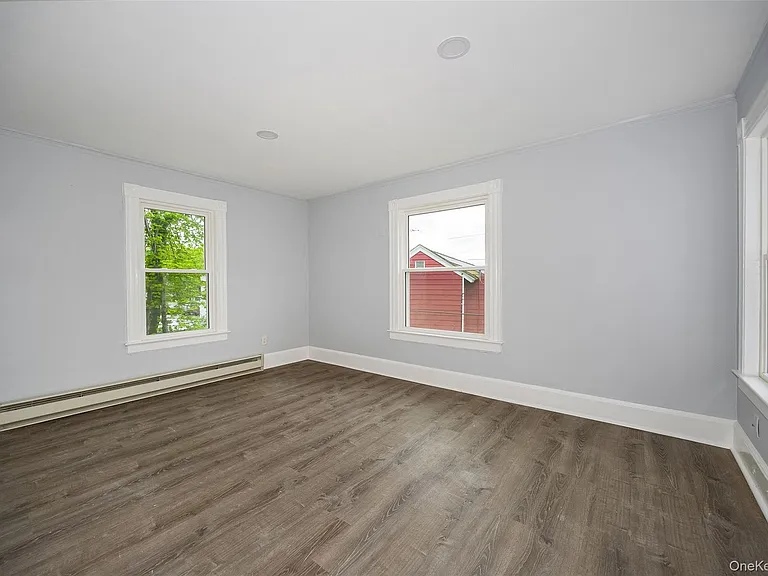 39 Fowler Ave #2 — Photo 10