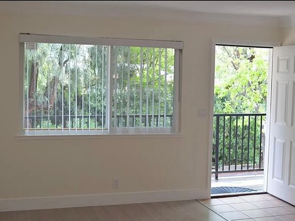 3rd image of 4758 Greenholme Dr APT 3