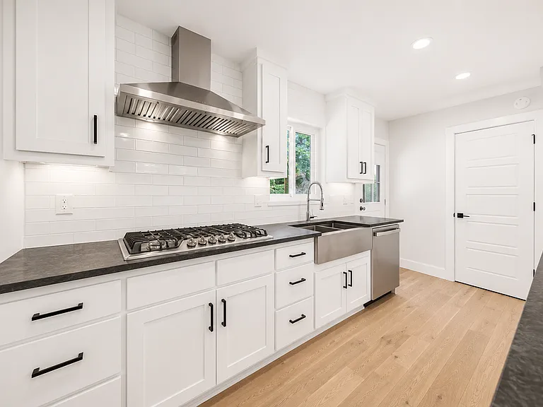 2243 N Hummingbird Ln — Photo 9