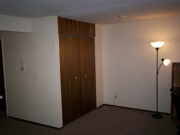 130 N Hancock St — Photo 10