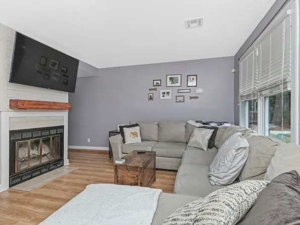 110 Dean St Unit 64, Taunton, MA 02780
