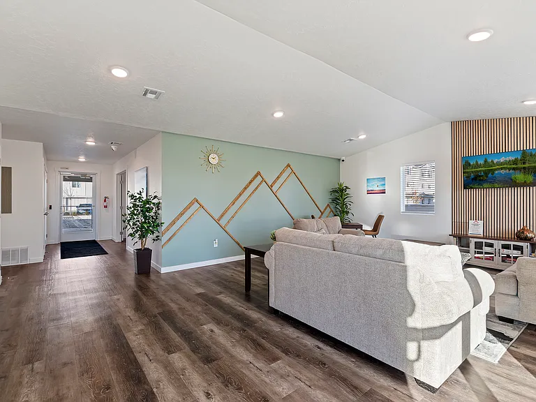 Laguna Farms — Photo 15