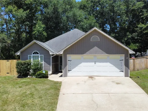 194 Lee Road 2158, Smiths Station, AL 36877