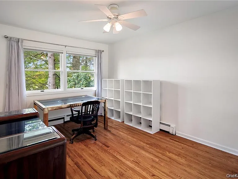38 Bishop Park Rd — Photo 15