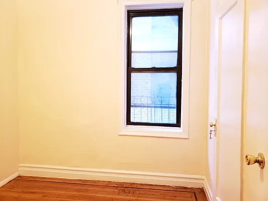 Rented by Zuz Realty | media 8