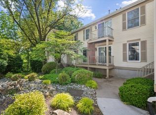 154 Jamestown Rd, Basking Ridge, NJ 07920