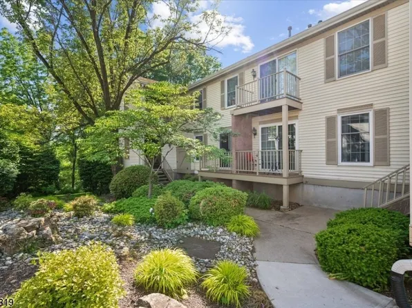 154 Jamestown Rd, Bernards Twp., NJ 07920