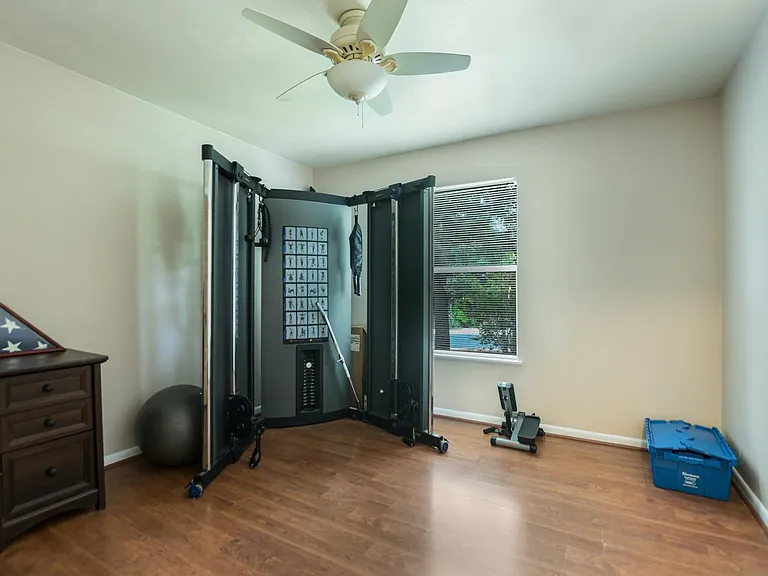 800 W Monroe St — Photo 16