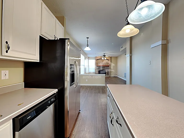 198 Easton Point Way — Photo 4
