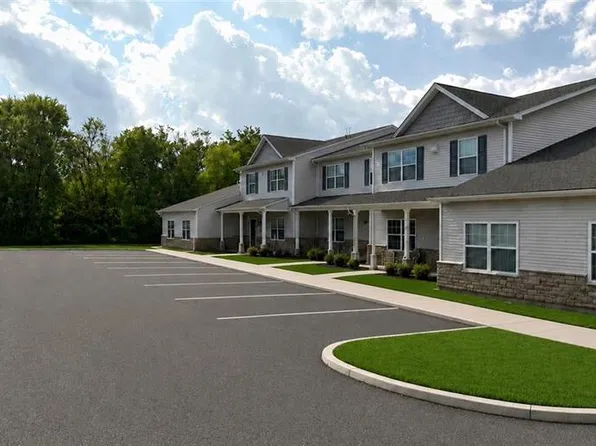 329 S Fork Dr #329, Easton, PA 18040