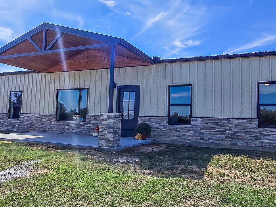 1st image of 64 Reagan Dr