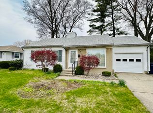 1424 Greenwich Rd, Muskegon, MI 49441