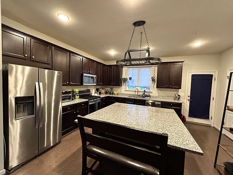 2648 Hardaway Cir — Photo 2