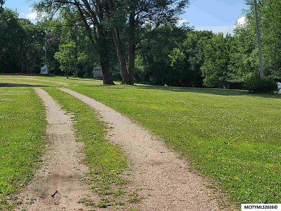 3rd image of 1288 River Rd