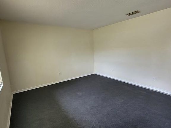 2nd image of 552 Titus St