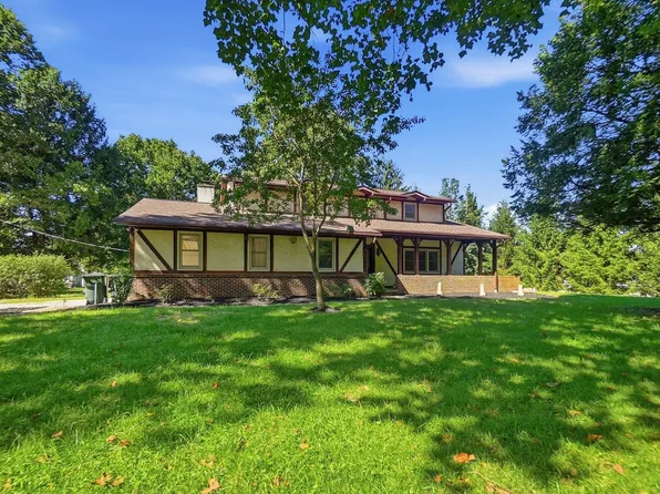 7401 Bevelhymer Rd, New Albany, OH 43054