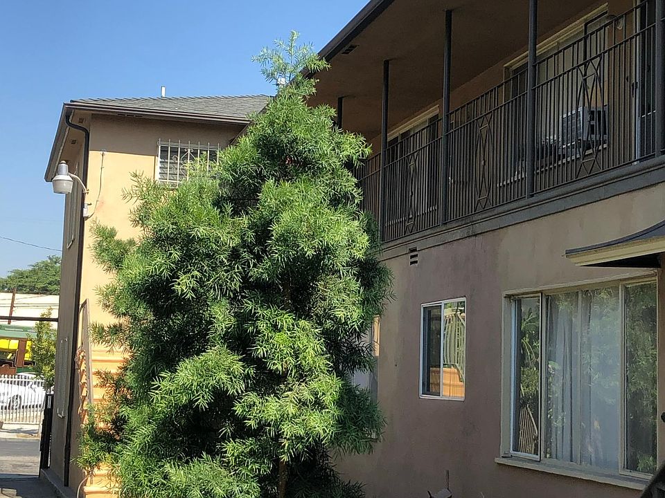 1st image of 4712 Elmwood Ave APT 9