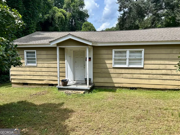 130 Liberty Cir, Hartwell, GA 30643