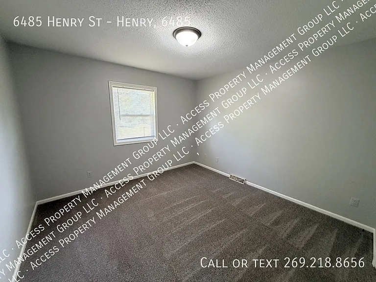6485 Henry St #HENRY 6485 — Photo 16