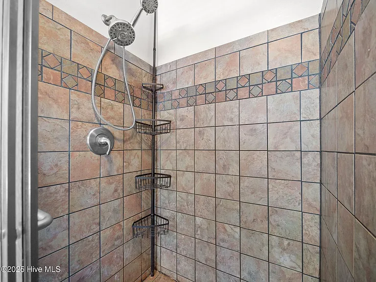 939 Eton Dr — Photo 49