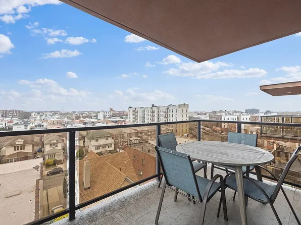 1502 W 1st St Unit Penthouse 5, Brooklyn, NY 11204