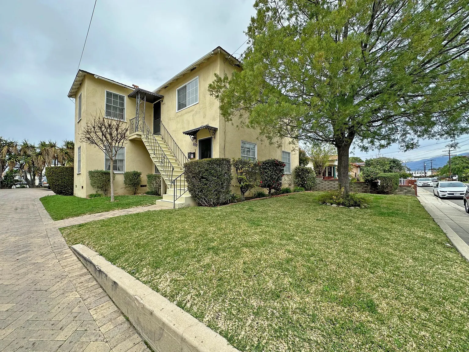 2 bed, $2,195 — Photo 1