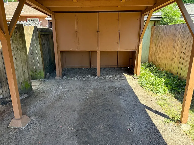 231 Holeman Ave — Photo 3