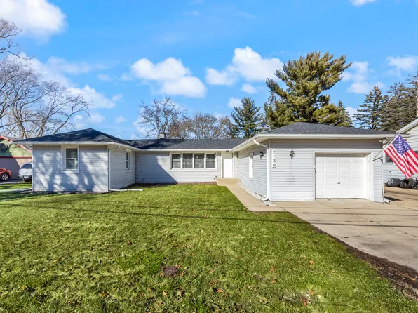 2130 Sunset Ave, Waukegan, IL 60087